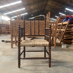 AGUNG CHAIR